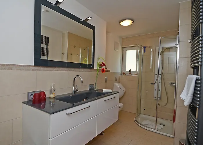 Luv & Lee - Apt. 02 アパート *